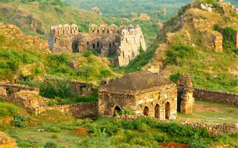 Tughlaqabad Fort Attraction Ticket - Book Delhi tours - Best Offers & Discounts!