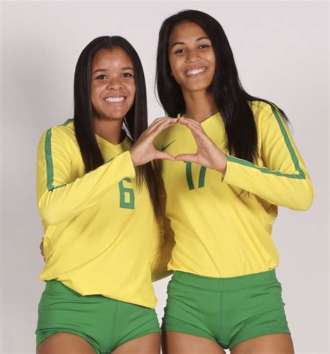 Oregon Volleyball (@OregonVB) | Twitter | Athletic women, Female ...