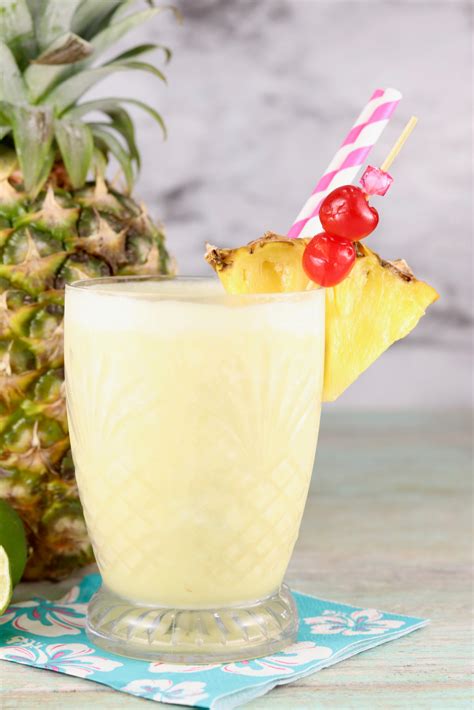 Pina Colada Mocktail {Frozen Drink} - Miss in the Kitchen | Pina colada mocktail, Frozen drinks ...