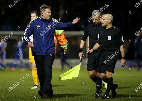 Sunderland Afc Manager Phil Parkinson Shows Editorial Stock Photo ...