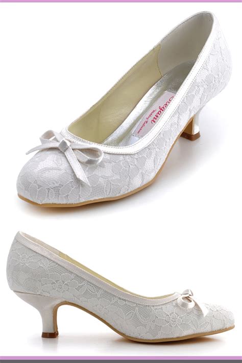 ivory lace wedding shoes low heel