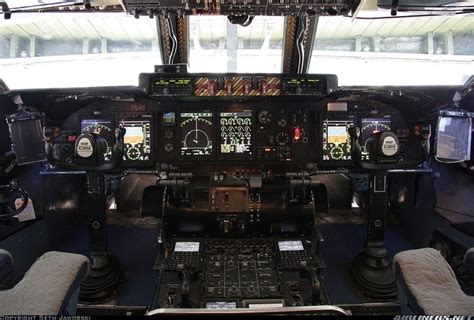 C5M Super Galaxy Cockpit | Lockheed, Cockpit, Air force