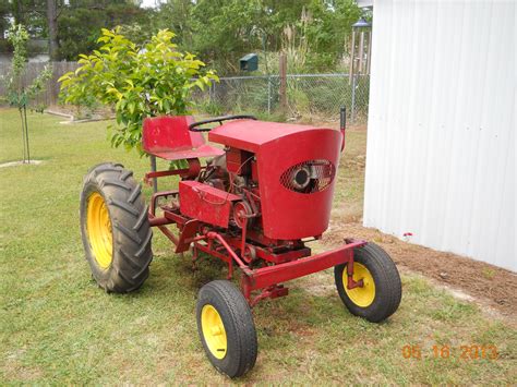 Pin by Stephanie Rapkin on Speedex Tractor | Small garden tractor, Lawn ...