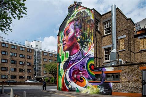 New Princess of Peckham (mural by MR CENZ in London) | STREET ART UTOPIA