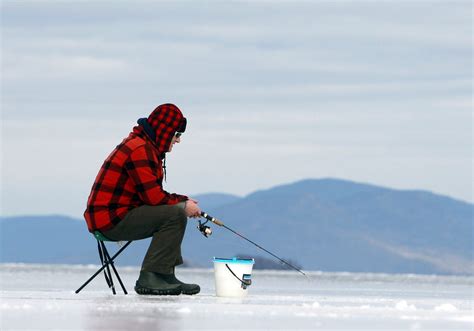 Ice Fishing Tips for New Lakefront Homeowners - Lakefront Living ...