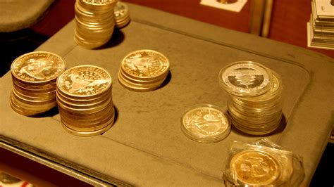 How To Properly Collect Gold Coins To Achieve The Maximum Profits - Zero Plus Finance