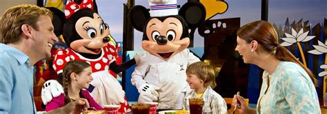 5 of the Best Disney World Character Dining Experiences