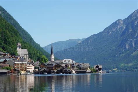 The Center of Hallstatt Village Upper Austria, the Austrian Alps Stock Image - Image of ...