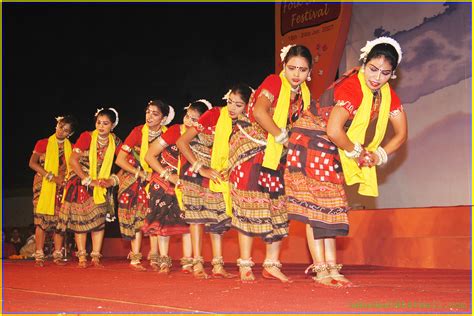 Sambalpuri folk dance |Dance Forms in Odisha|Famous Dance Forms|List of ...