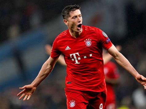 Robert Lewandowski scores late winner for Bayern Munich against Paderborn | Guernsey Press