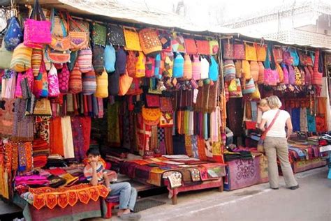 10 Best Shopping Markets in Jaipur | Affordable Markets