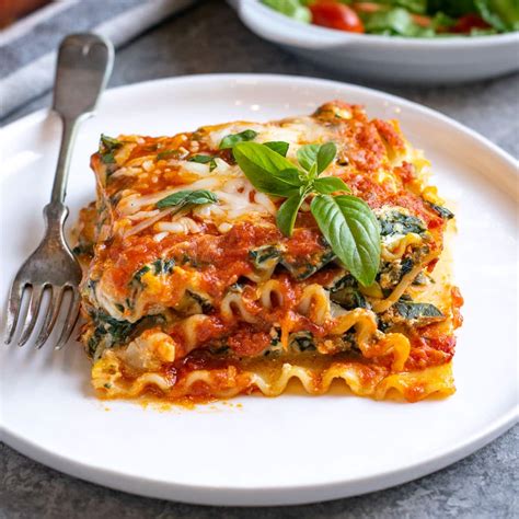 Spinach Ricotta Lasagna (Easy Vegetarian Recipe) - Carve Your Craving