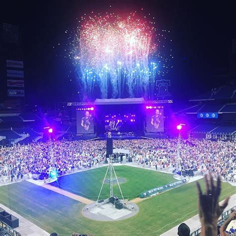 Fireworks close out Bruce Springsteen's show at Citizens Bank Park in ...