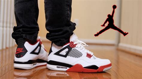 JORDAN 4 "FIRE RED" 🔥 REVIEW & ON FEET - YouTube