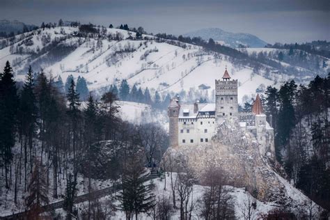 2. Imposing landmarks - Bran Castle - Romania Photo Tours