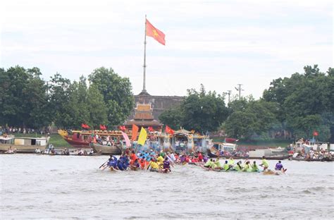 THINGS TO DO IN HUE FESTIVAL – HIDDEN LAND TRAVEL