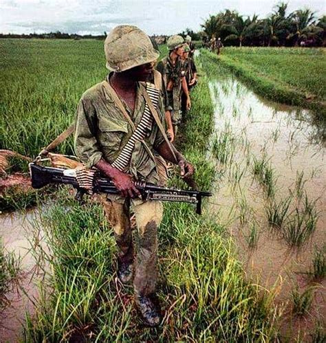 Patrol of the 9th infantry division of the USA. 1968. #vietnam # ...