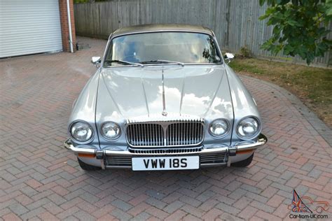 Jaguar /Daimler sovereign 4.2 XJ6 coupe automatic 1977 pilarless coupe