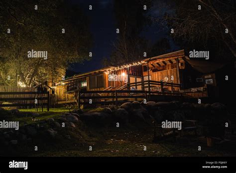 A cabin in Three Rivers Stock Photo - Alamy