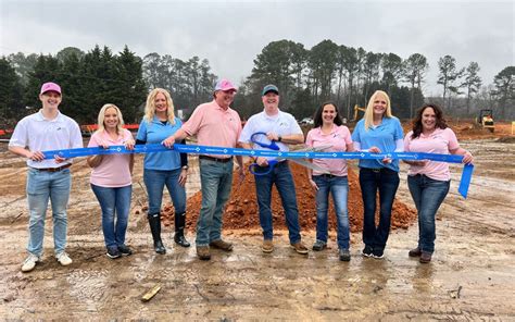 Ribbon Cutting- Dog Mountain Pet Resort & Spa | Gwinnett Chamber of Commerce