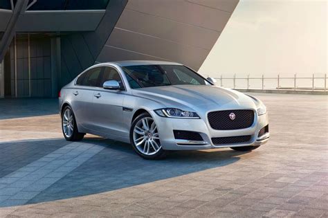 Used 2019 Jaguar XF Diesel Review | Edmunds