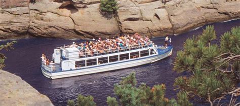 Dells Boat Tours® in Wisconsin | Wisconsin dells, Boat tours, Wisconsin dells attractions