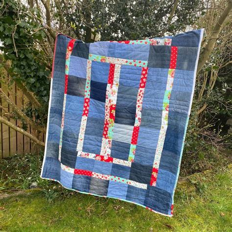 Quick Denim Quilt (Improv Quilt with Instructions) - Scrap Fabric Love