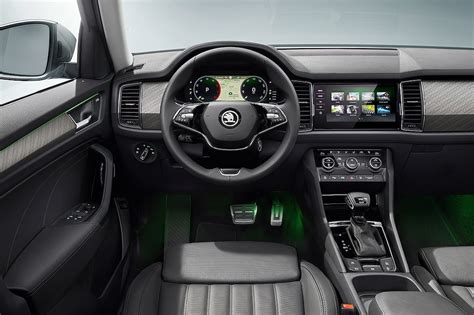 Skoda Kodiaq Facelift (2022): mit neuem Licht und Digital-Tacho - AUTO BILD