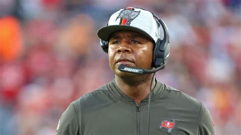 Bucs fire offensive coordinator Byron Leftwich