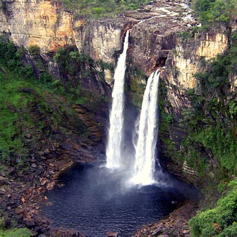 Discover the best waterfalls in Chapada dos Veadeiros - Glamping