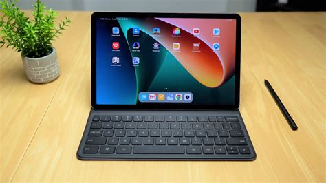 Xiaomi Pad 5 Keyboard Cover Unboxing & Hands-On - YouTube