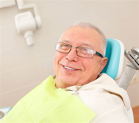 Implant Supported Dentures Columbia, SC | Davis & Dingle Family Dentistry | Implant Dentures Near Me