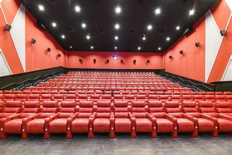 XSCAPE THEATRES - RIVERVIEW 14 - Updated December 2024 - 109 Photos & 138 Reviews - 6135 ...