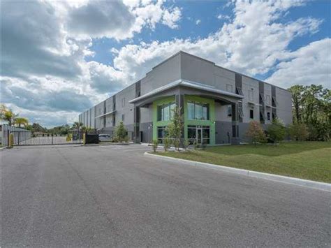 Storage Units in Venice, FL at 1266 US-41 | Extra Space Storage