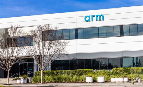 Arm seeks up to $70bn valuation for September IPO - report