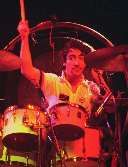 File:Keith Moon 4 - The Who - 1975-2.jpg - Wikimedia Commons