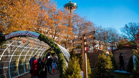 WATCH: Willkommen to the new Seattle Christmas Market at Seattle Center!