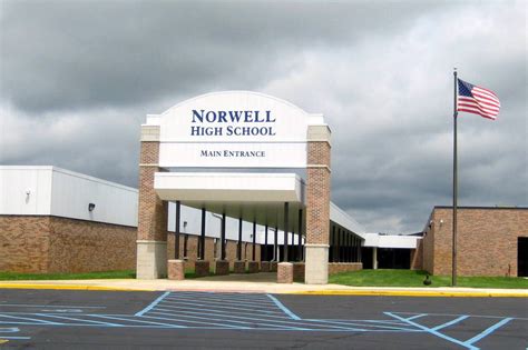 SCC: Viewing School - Norwell High School