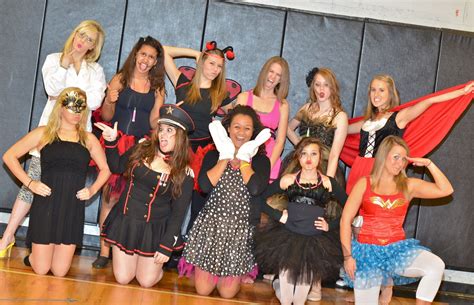 PIRATE CREW DANCE TEAM: Halloween Middle School Dance at the Community ...