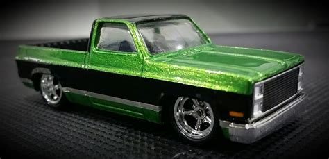 '83 Chevy Silverado Custom | Model Trucks | hobbyDB