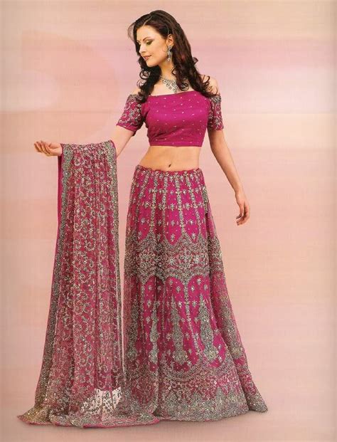 Latest Lehenga Designs in Pakistan | Best Fashion