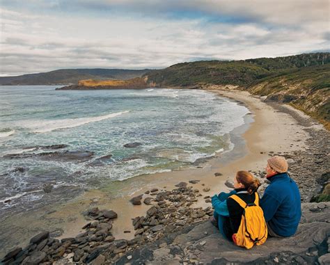 15 Best Beaches in Tasmania for a Relaxing Road Trip