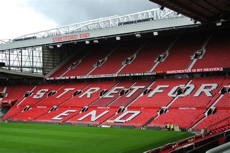 Our Travel Blog: Old Trafford Stadium Tour!