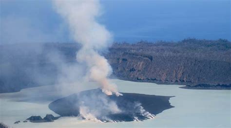 Vanuatu steps up evacuation as volcano spews ash | World News - The ...