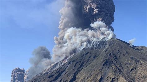 Italie : pourquoi la dernière éruption du volcan Stromboli sort de l'ordinaire