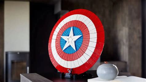 Captain America's Shield (76262) - NerdCube