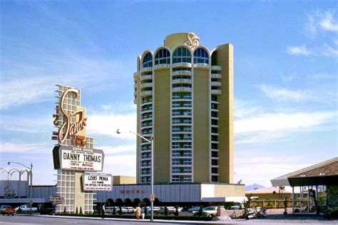 On This Date: December 15, 1952, The Sands Hotel & Casino Opened : Las ...