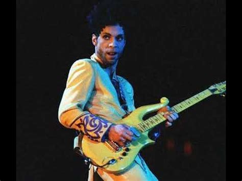 One of Prince's greatest guitar solo (audio) - YouTube