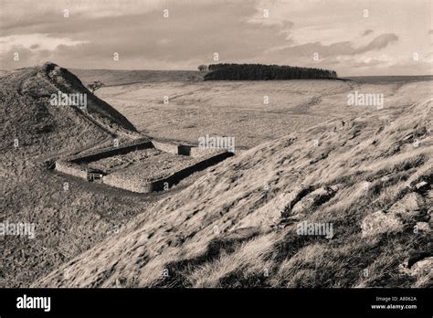 Milecastle 39 Hadrians Wall Northumberland England UK Stock Photo - Alamy