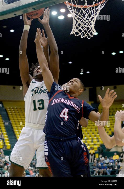 Williamsburg, VA, USA. 21st Nov, 2017. William and Mary forward NATHAN KNIGHT (13) scores over ...